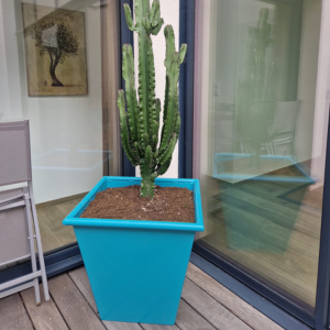 Pot de fleur jardinière métal personnalisé bleu - métallerie Techni Métal